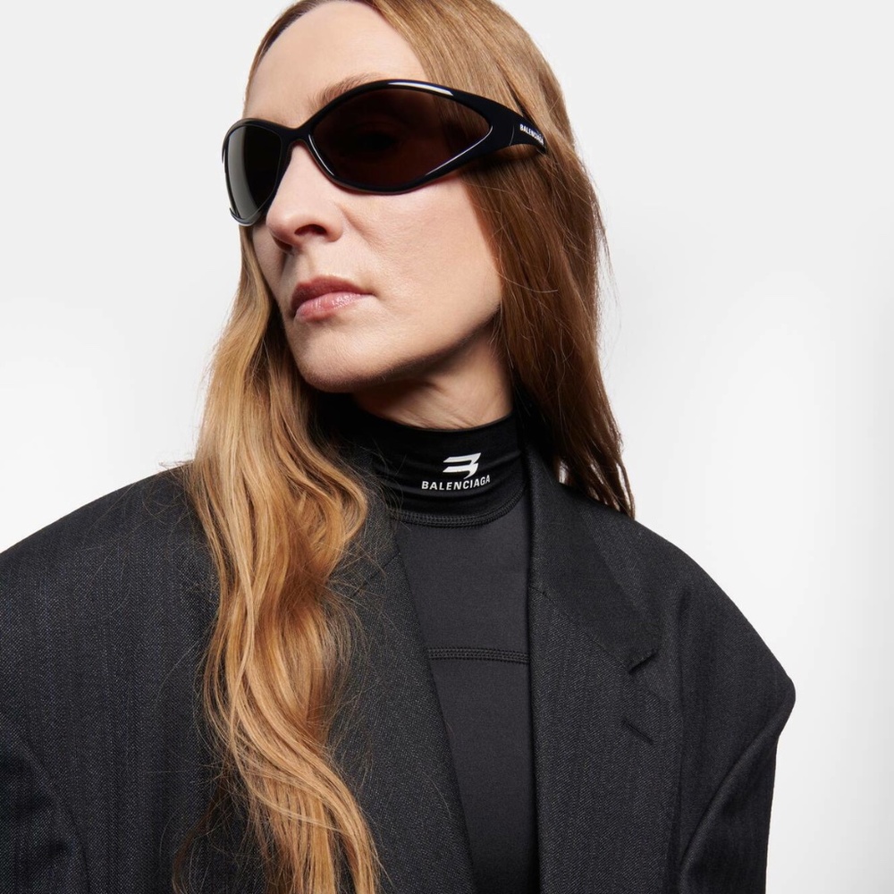new Balenciaga Eyewear new 90s oval sunglasses unisex